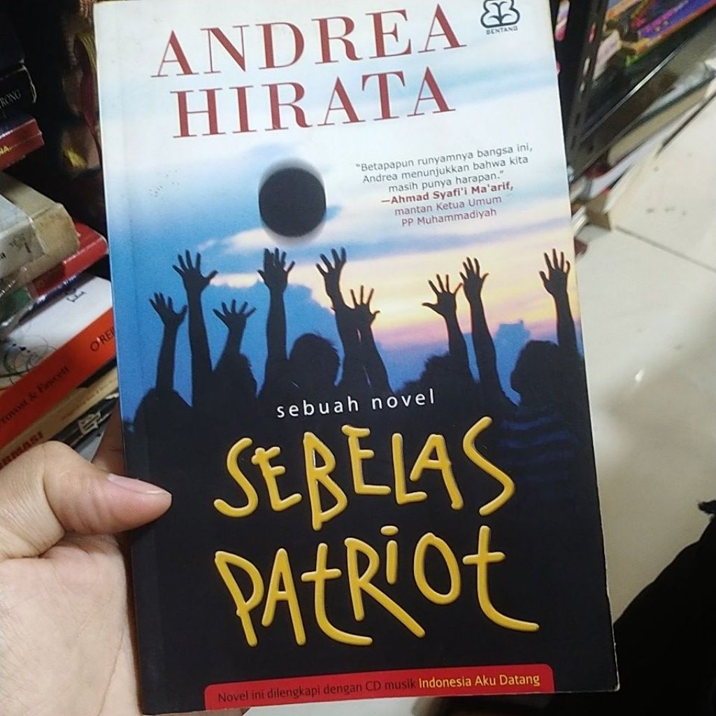 buku  novel sebelas patriot originall