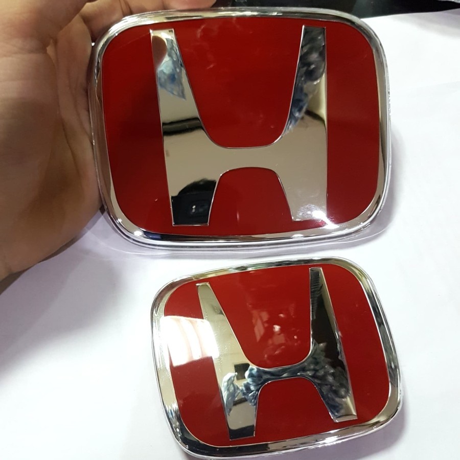 Emblem Brio lama/old / Logo Honda Brio Lama/Old Merah