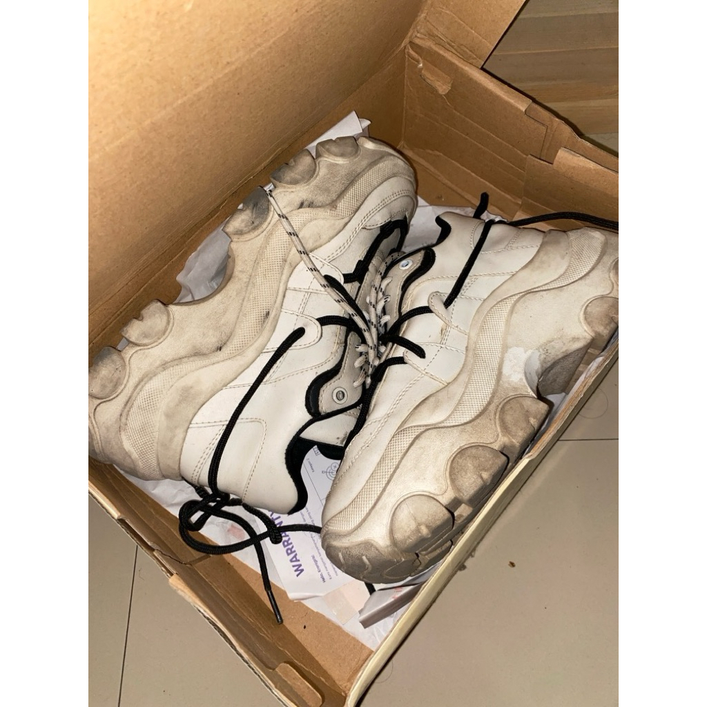 Kronikel x Bianca Kartika shoes sepatu sneakers