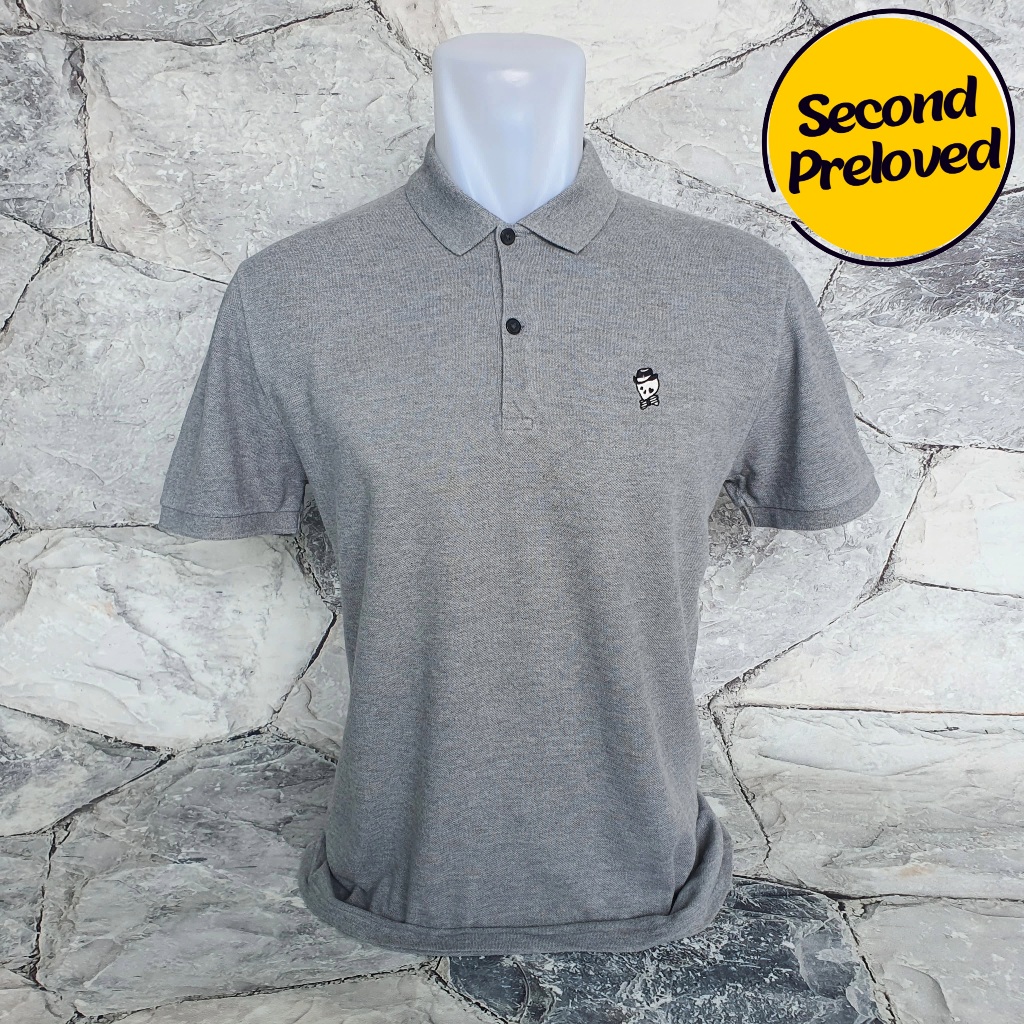 Baju Kaos Polo G by GUESS - Size S sd M / LD 50 cm - Original - Used