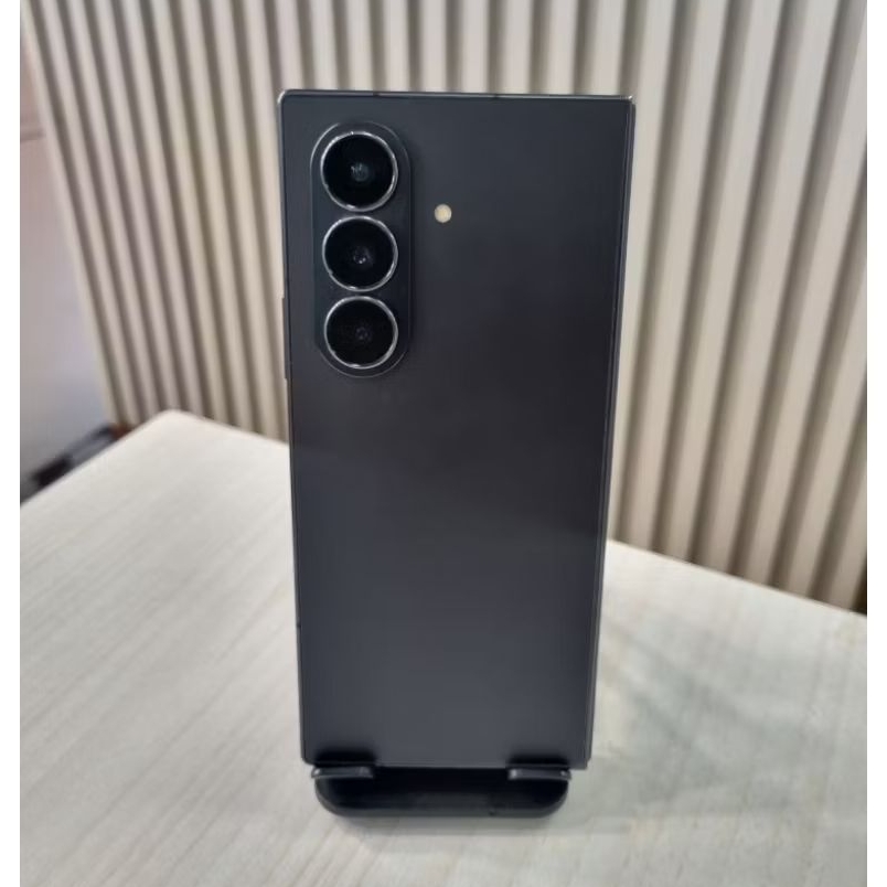 Samsung Z Fold 7 12/256GB Second Garansi Resmi SEIN