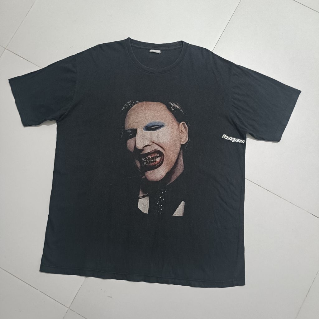 Kaos vintage penyanyi marilyn manson tag faded ,XL