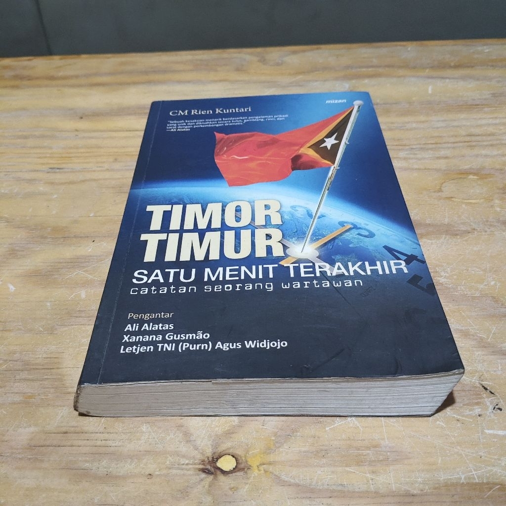 Buku Timor Timur Satu Menit Terakhir