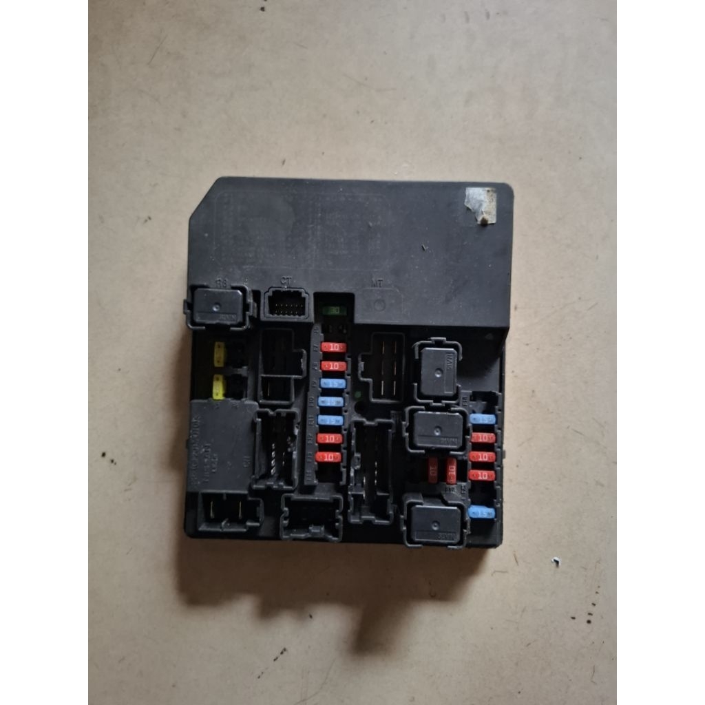 Box Sekring Ipdm nissan livina L10
