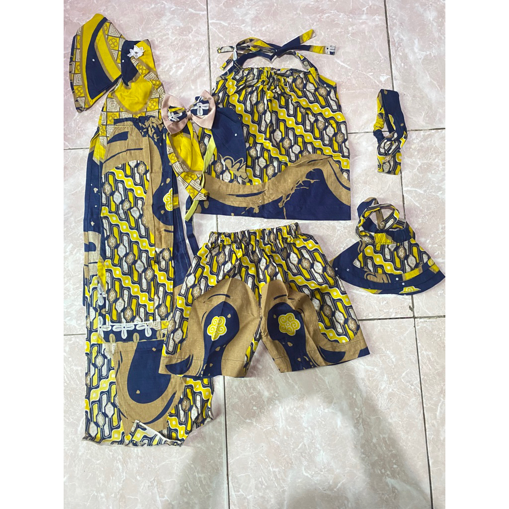 Prelove Casual Batik Fashion Show