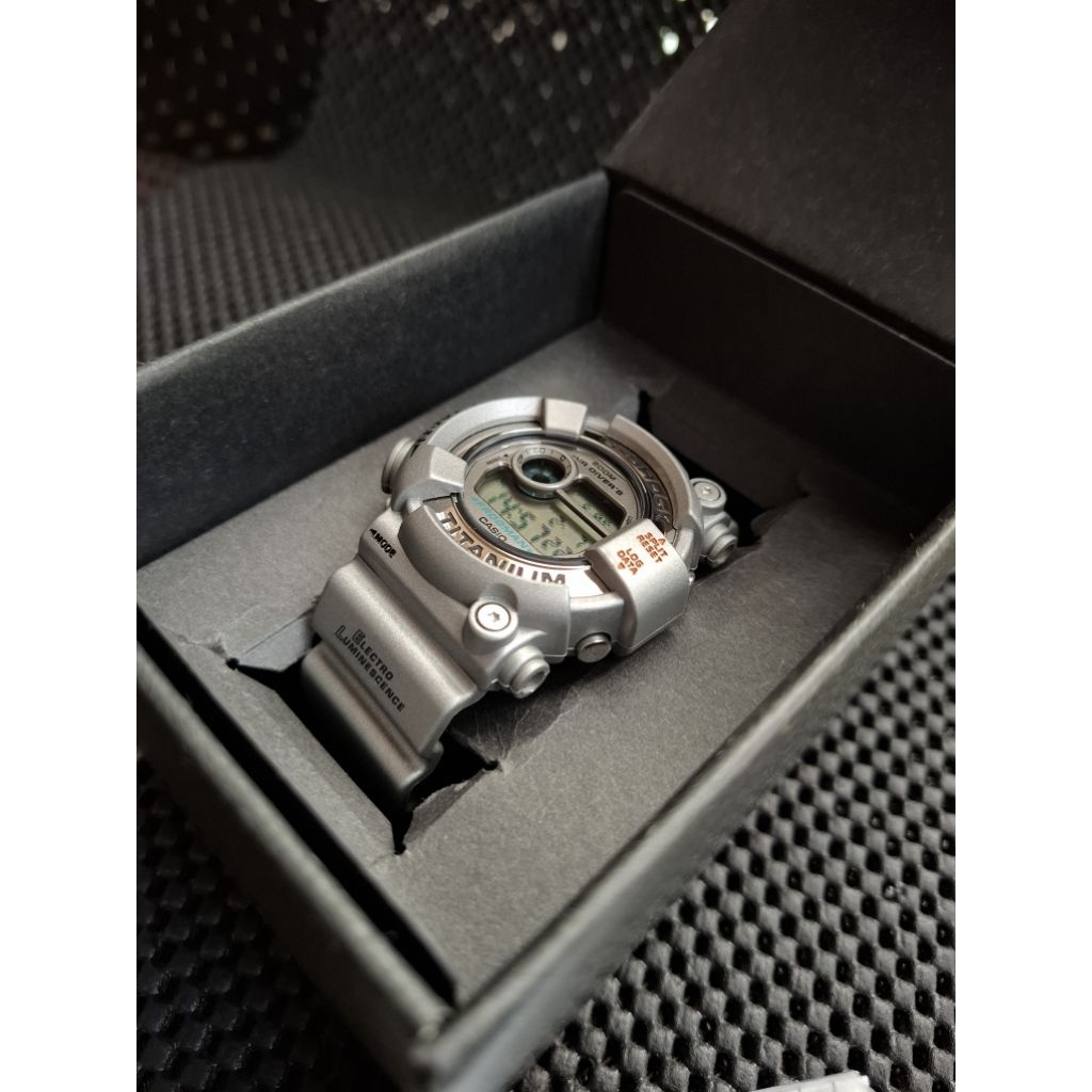 G Shock DW-8201 GF-8JF Frogman