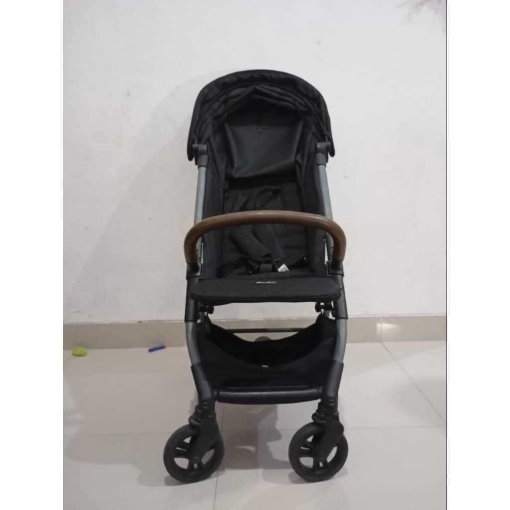 Preloved Stroller Cocolatte ICONIC NT