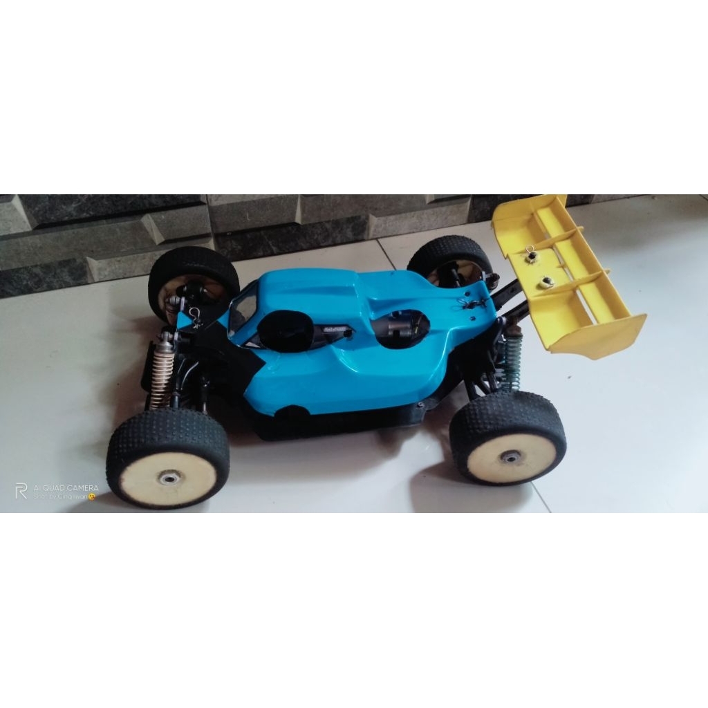 kit RC buggy 1/8 kyosho mp7