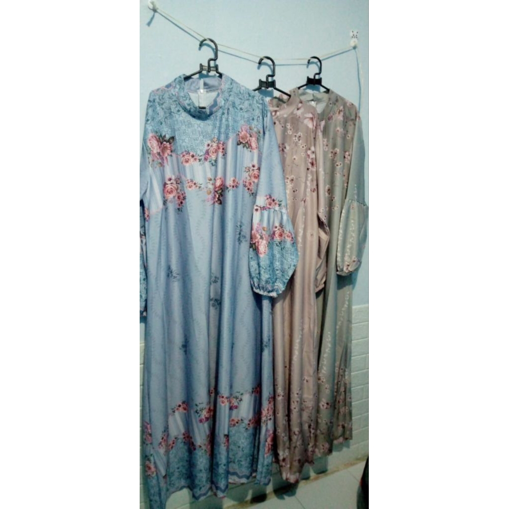 Gamis Bunga Lionel Richie