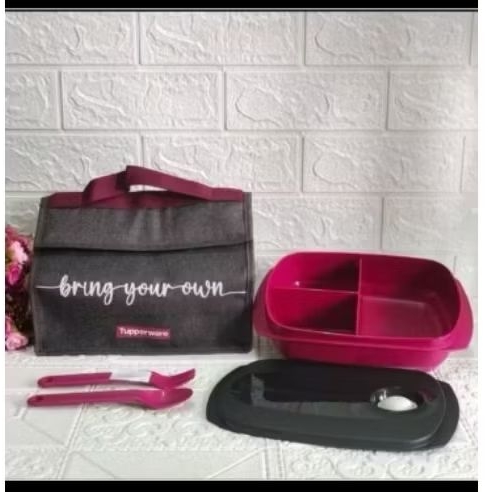 Byo lunch set / B.Y.O tupperware