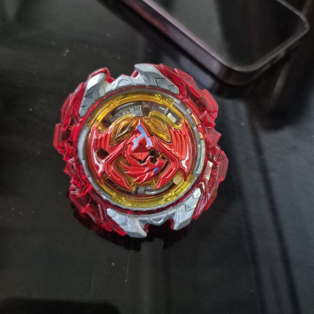 Beyblade Burst Revive Phoenix