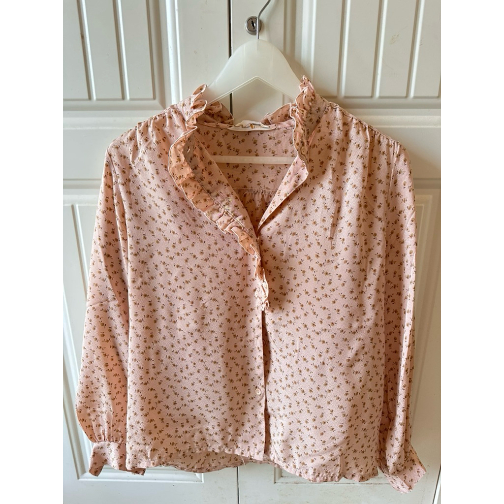 Vintage Floral Ruffle Blouse