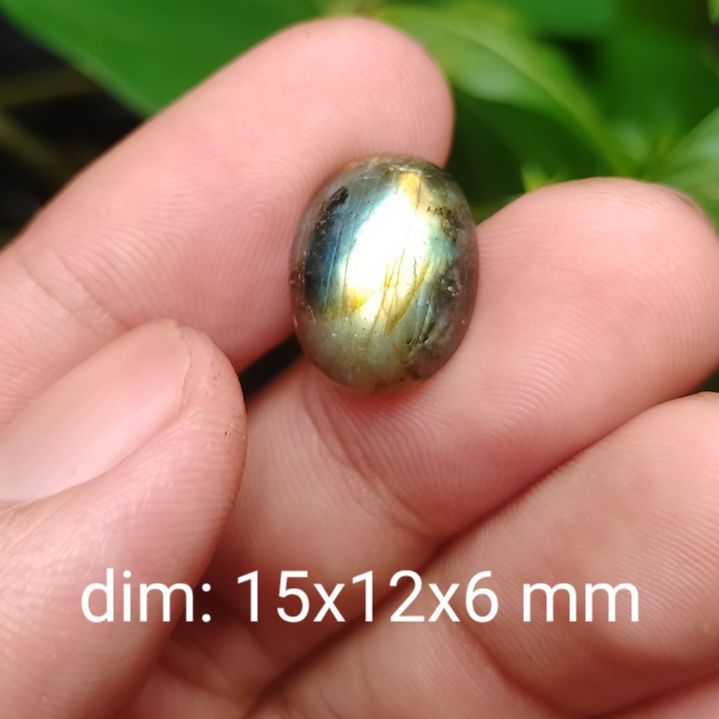 BATU LABOLADOR CAHAYA KUNING NATURAL cek batu lainnya yaman api wulung opal bacan permata kalimaya k