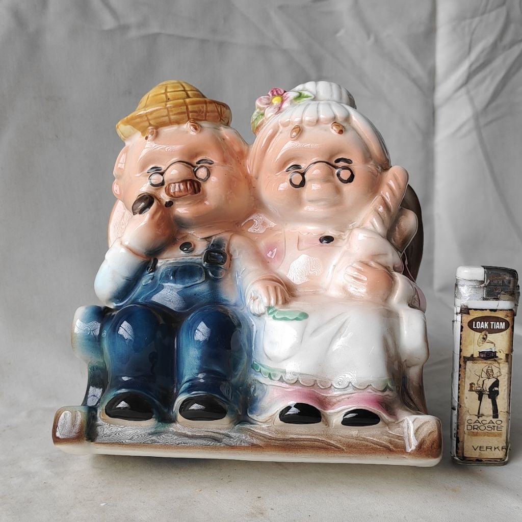 Pajangan Vintage NOS Celengan Keramik Hand Painted Kato Kogei Japan