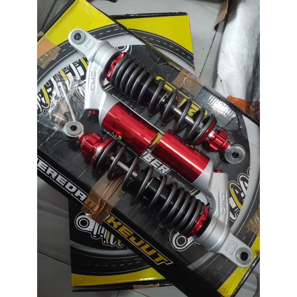 SHOCK SKOK CMZ COPY RCB UK 320MM RED SILVER PIR TITANIUM