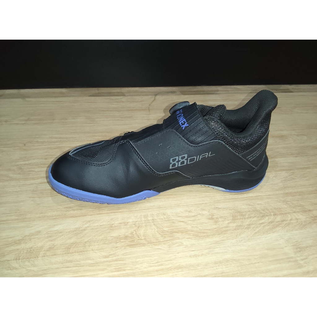 SEPATU YONEX SHB 88 DIAL BLACK PURPLE ORIGINAL