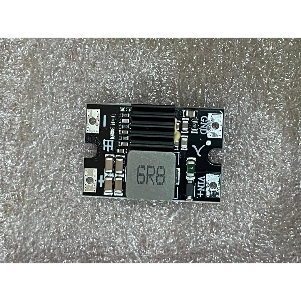 Stepdown Mini 12V To 5V 8A Hitam