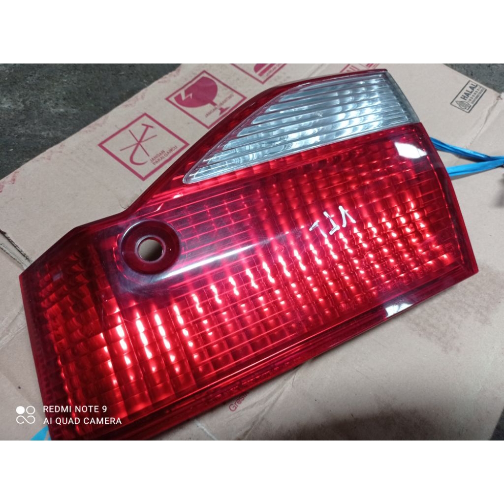 Lampu bagasi Accord VTI-L s86 kanan