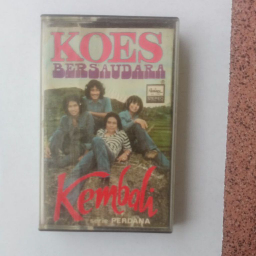 kaset Koes bersaudara