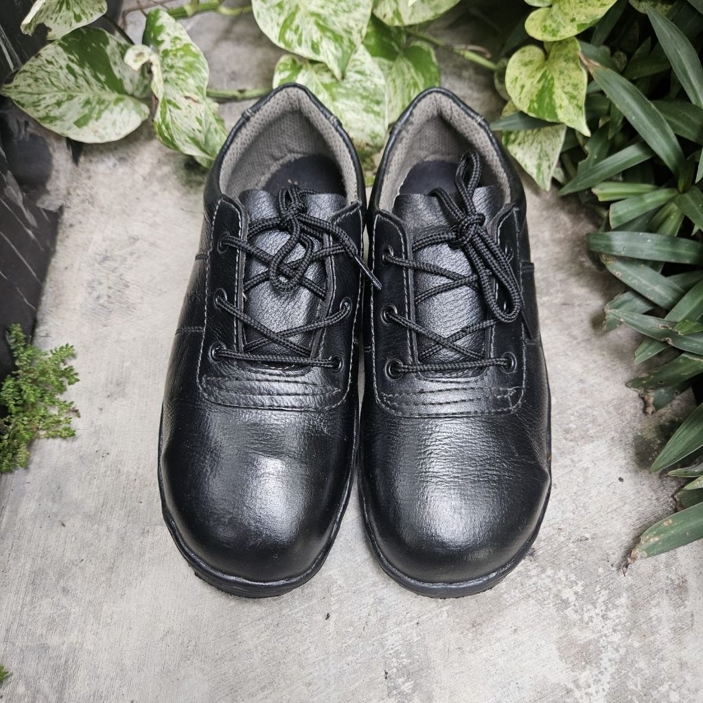 sepatu safety second kings size 40(25cm)