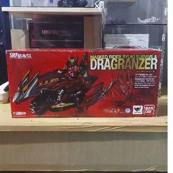 SHF Kamen Rider Ryuki Survive & Dragranzer