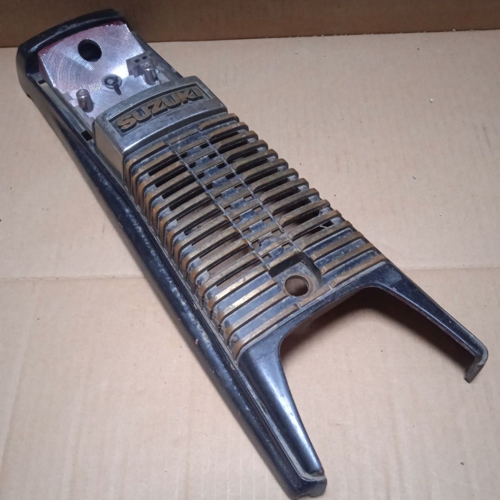 Panel Dasi Cover Tutup Pelindung Depan Lamp Lampu Senja Ori Original Copotan Suzuki Fr80 Fr 80 Famil