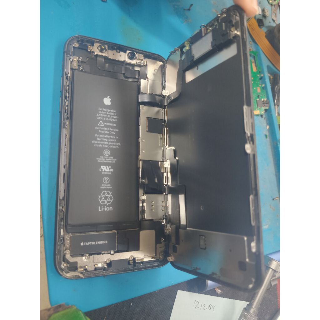 DIJUAL COPOTAN LCD IPHONE 11 ORIGINAL IBOX