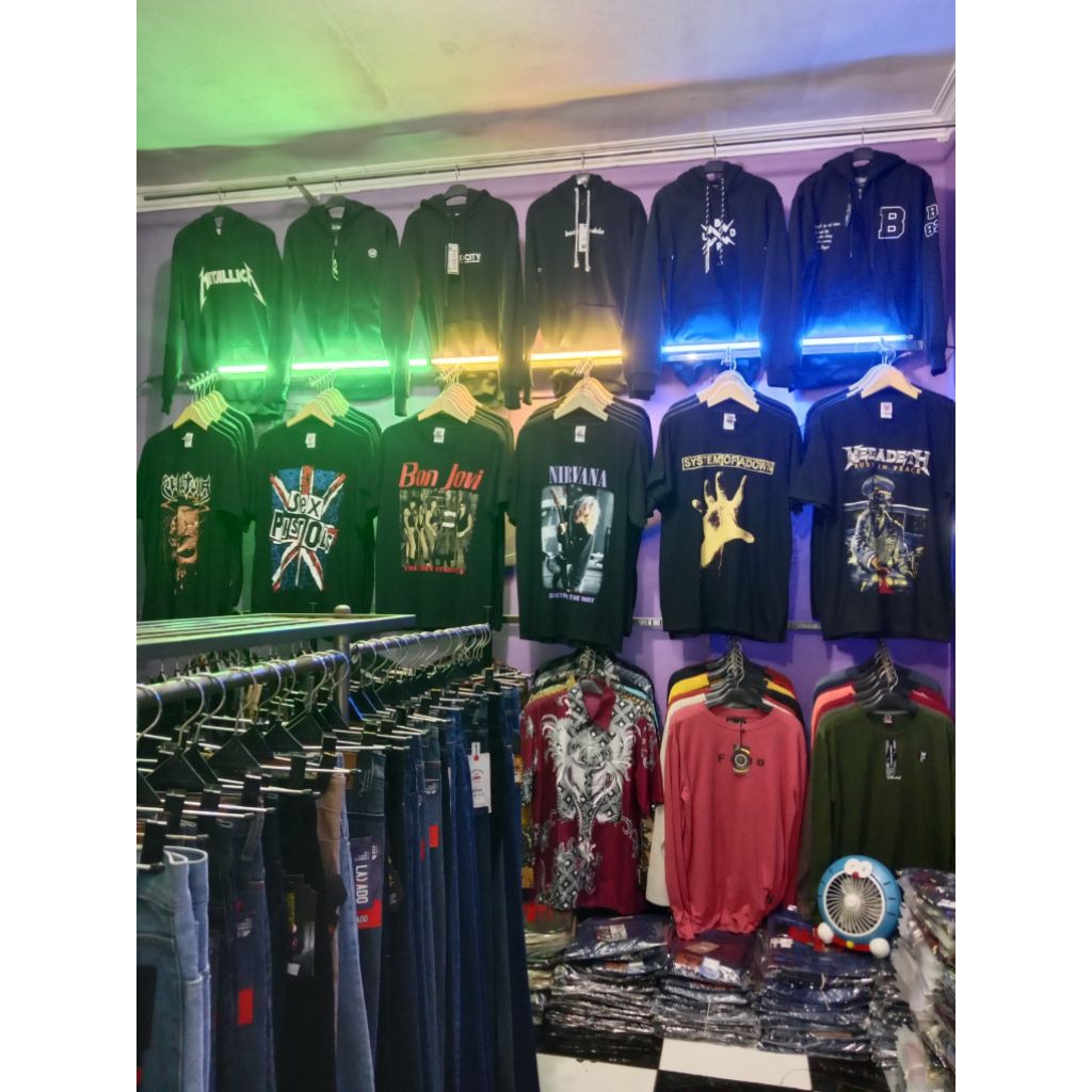 KaosMusikTanpaJahitanSamping