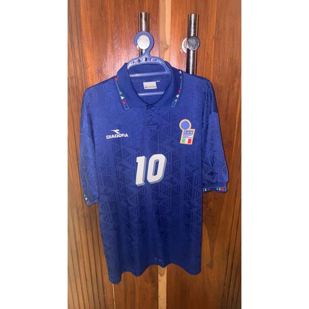 Italy 1994 Home