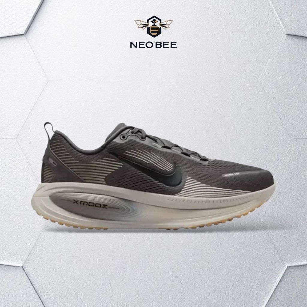 Sepatu Lari Pria NIKE Zoom Vomero 18 - HM0863215