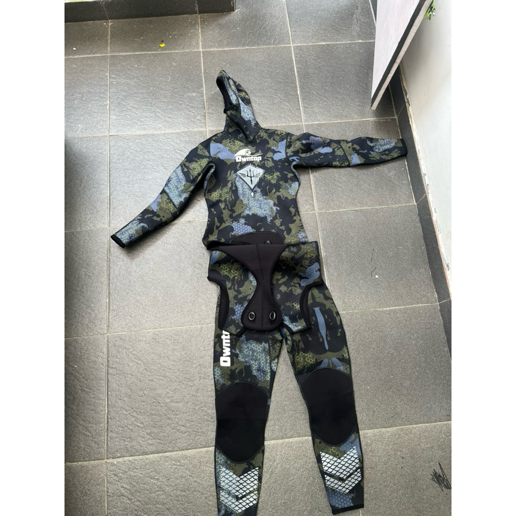 wetsuit camo 3mm sizeS