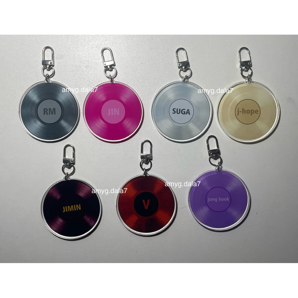 Keychain Bts Vinyl Album Arirang | Gantungan Kunci | Freebies