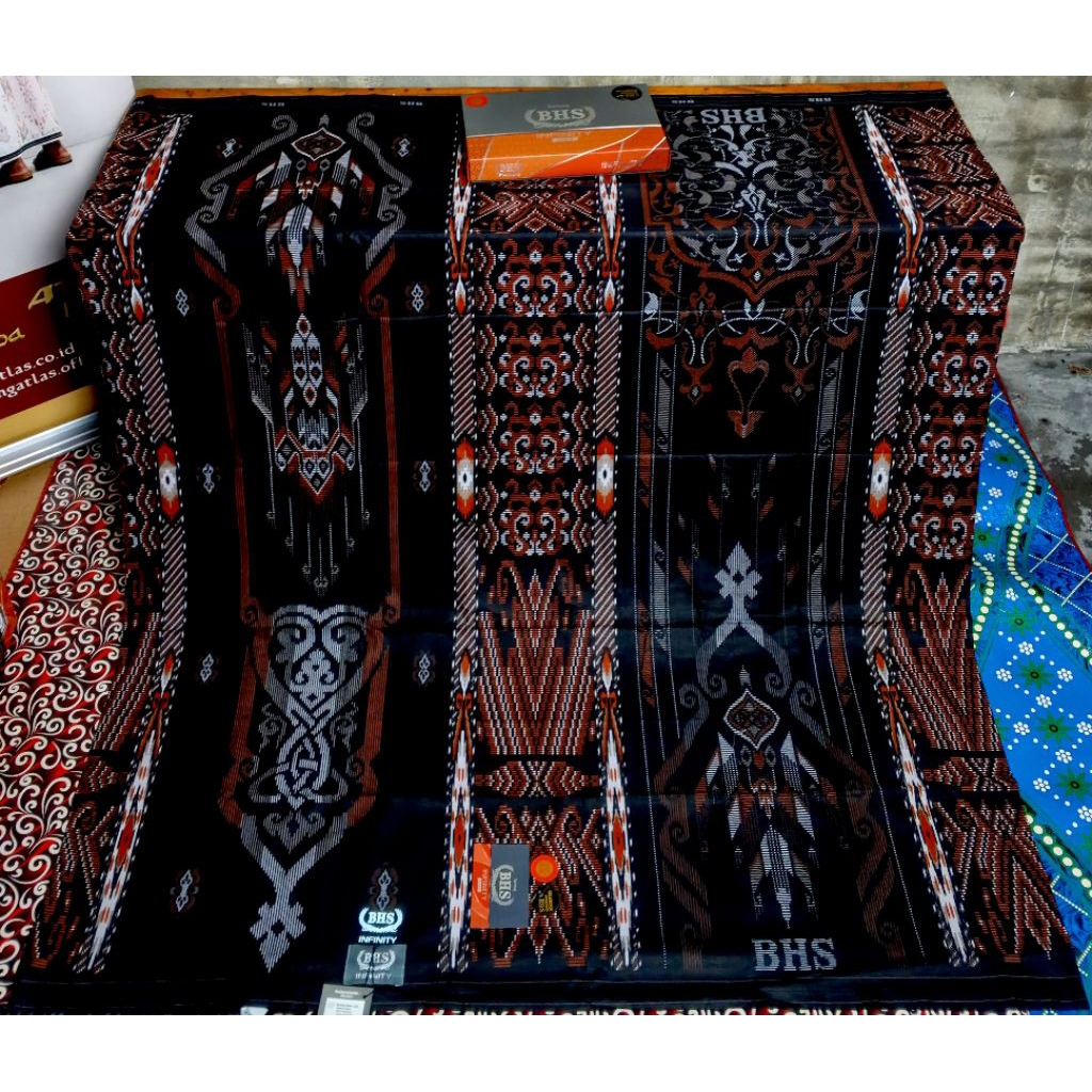 sarung bhs infiniti kjc kjd sna silver motip tarbaru