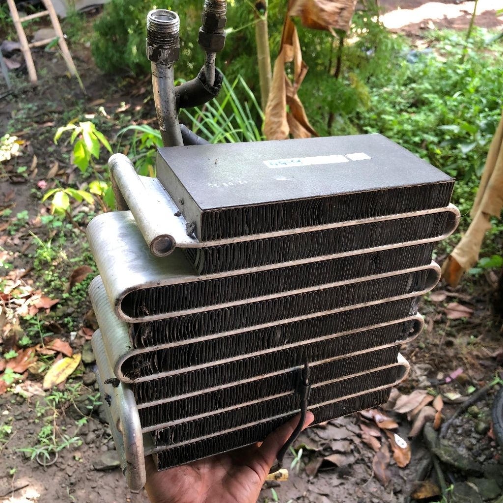 Kondensor corolla twincam AE92 copotan