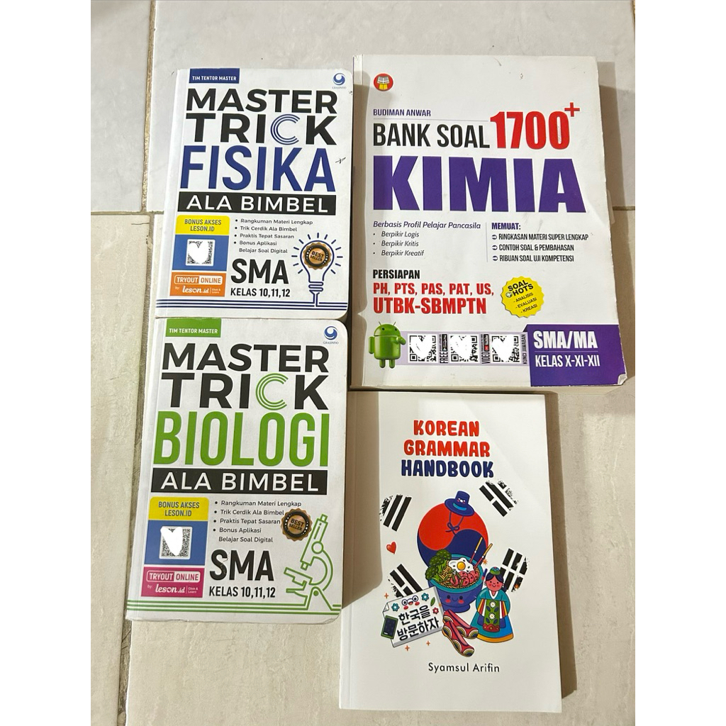 Buku Fisika Biologi Kimia kelas 10-12 & Korean Grammar Preloved