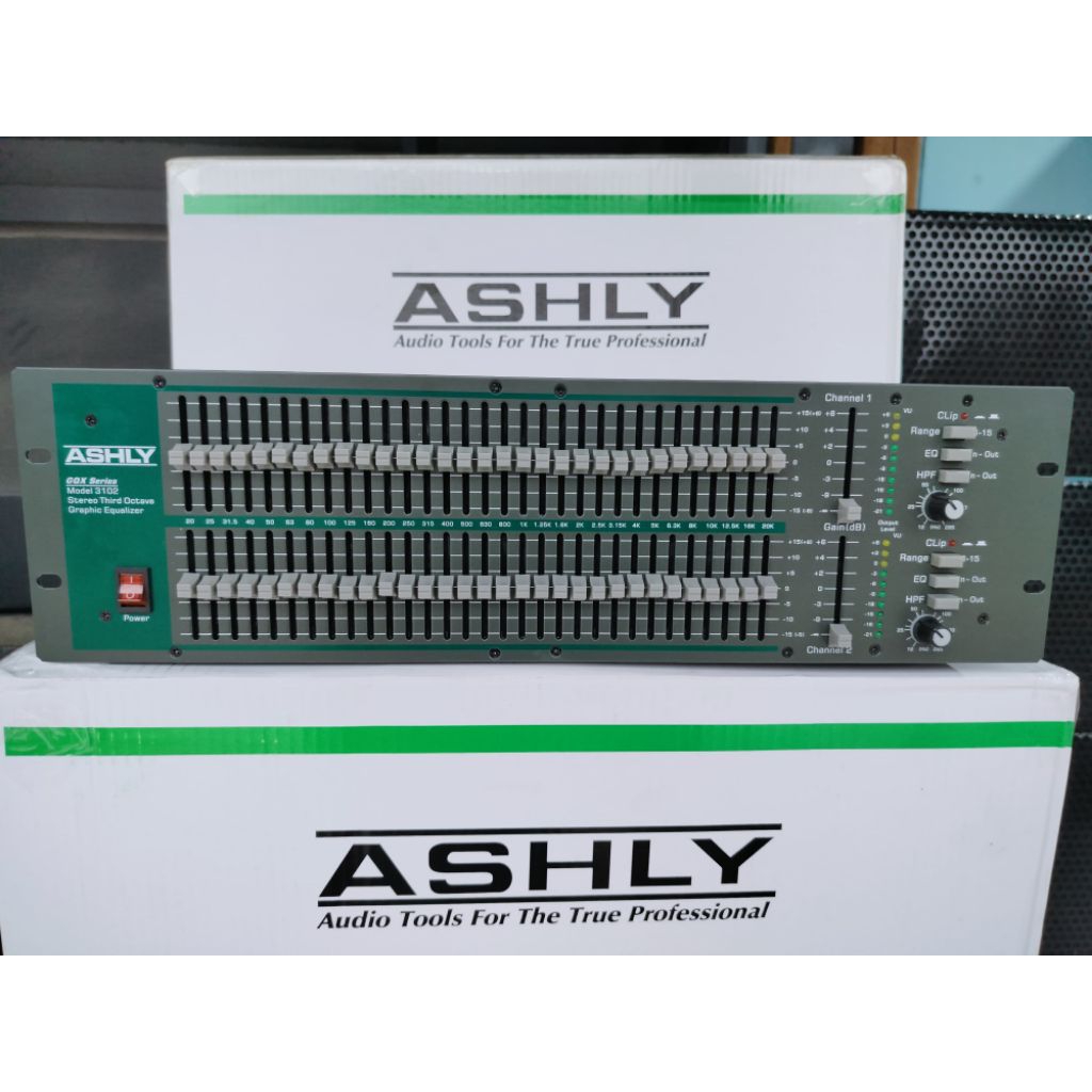 EQ Ashly MACRO 3102