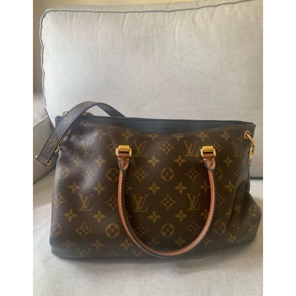 Preloved Pallas MNG Noir Louis Vuitton Bag