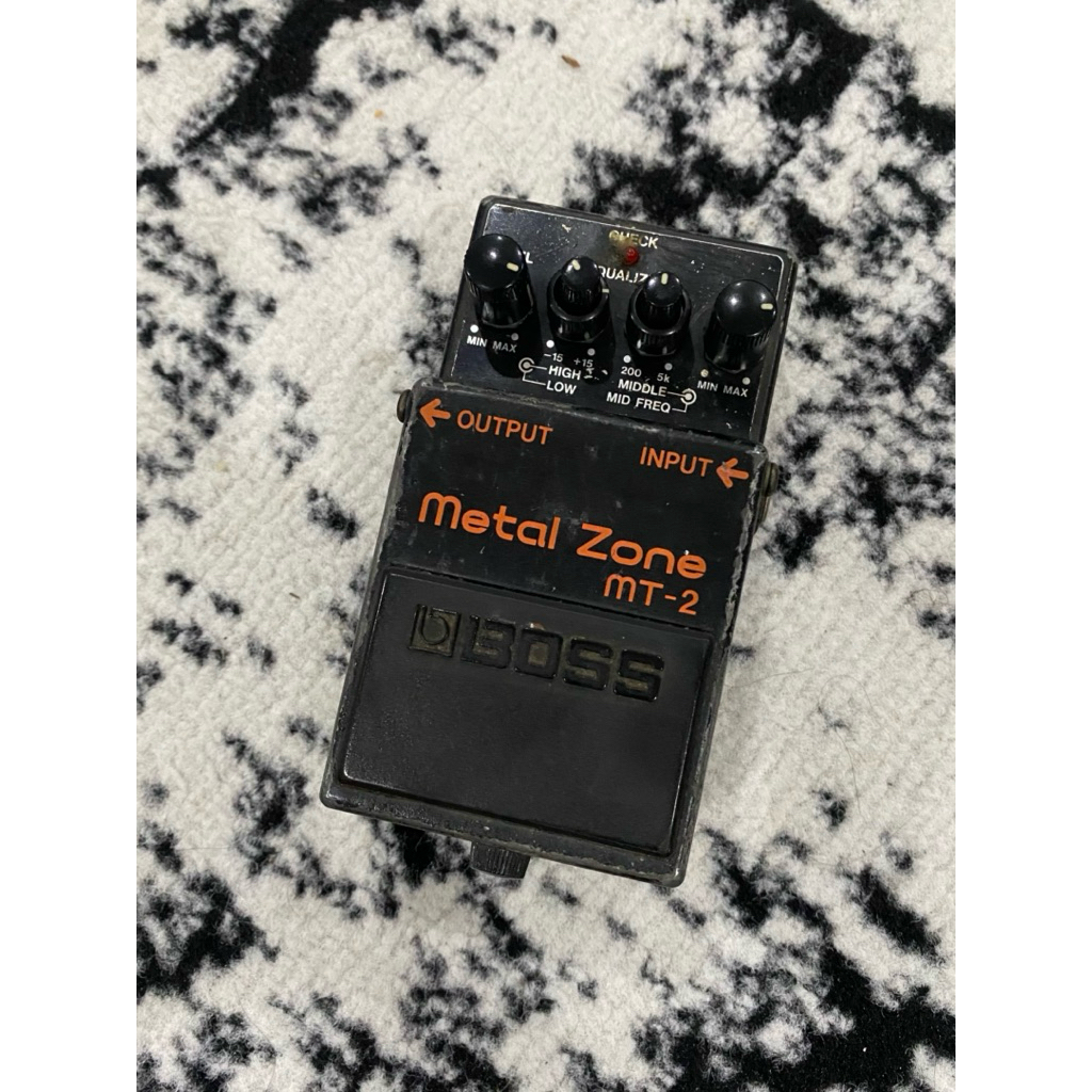 BOSS Metal Zone MT-2 Pedal
