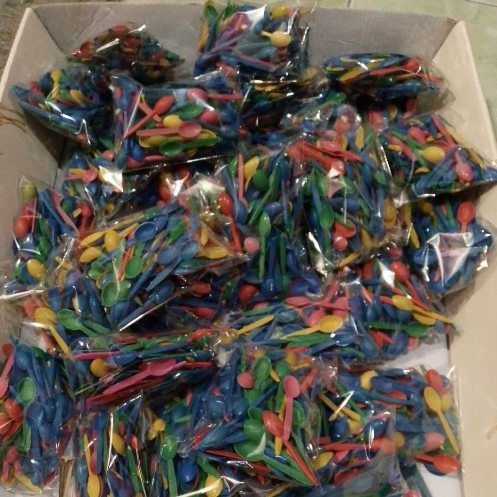 (100 pcs) sendok kecil/sendok kecil plastik/sendok coklat