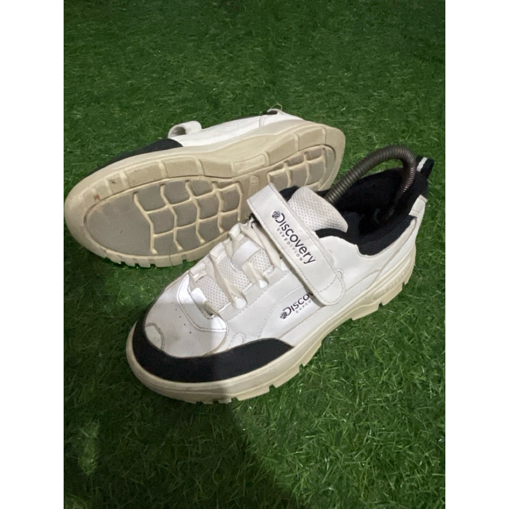 sepatu discovery expedition size 36