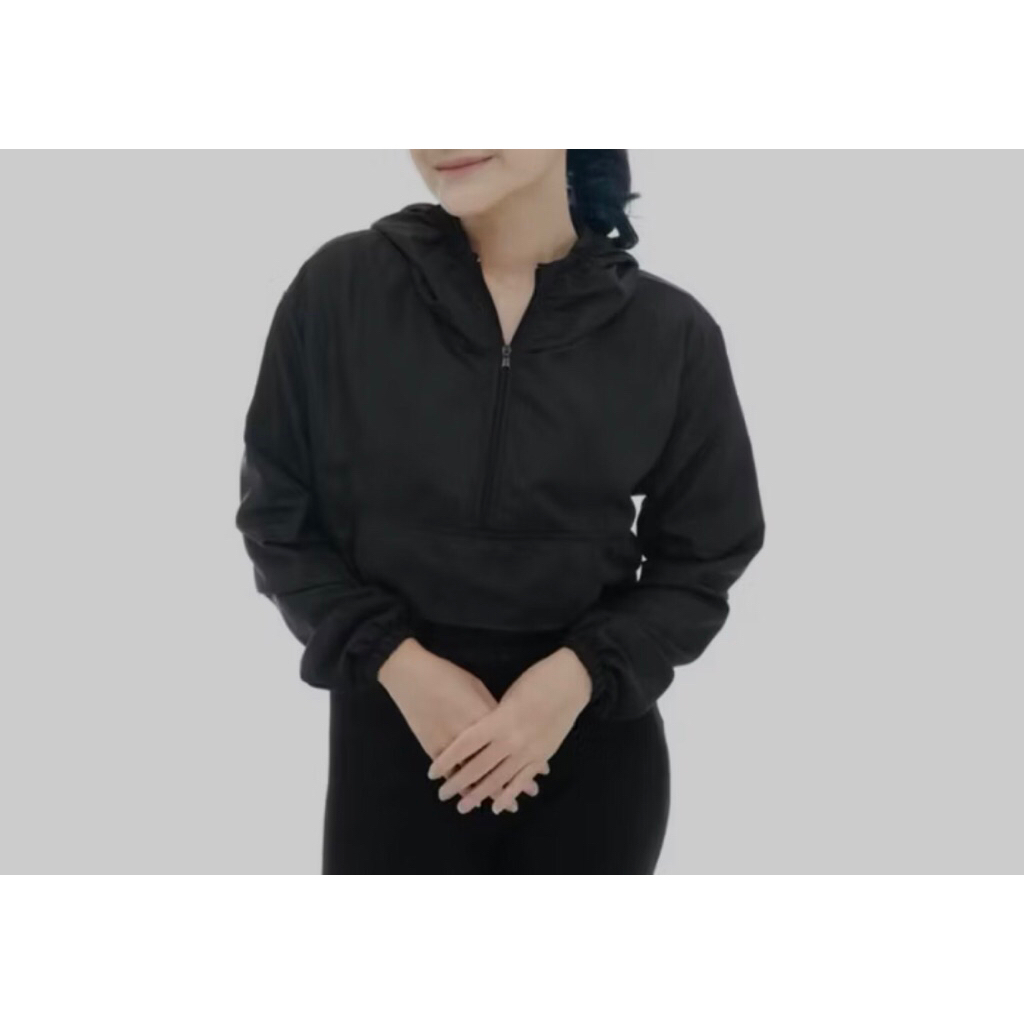 PRELOVED Jaket Olahraga Parasut Crop Top *Hitam*