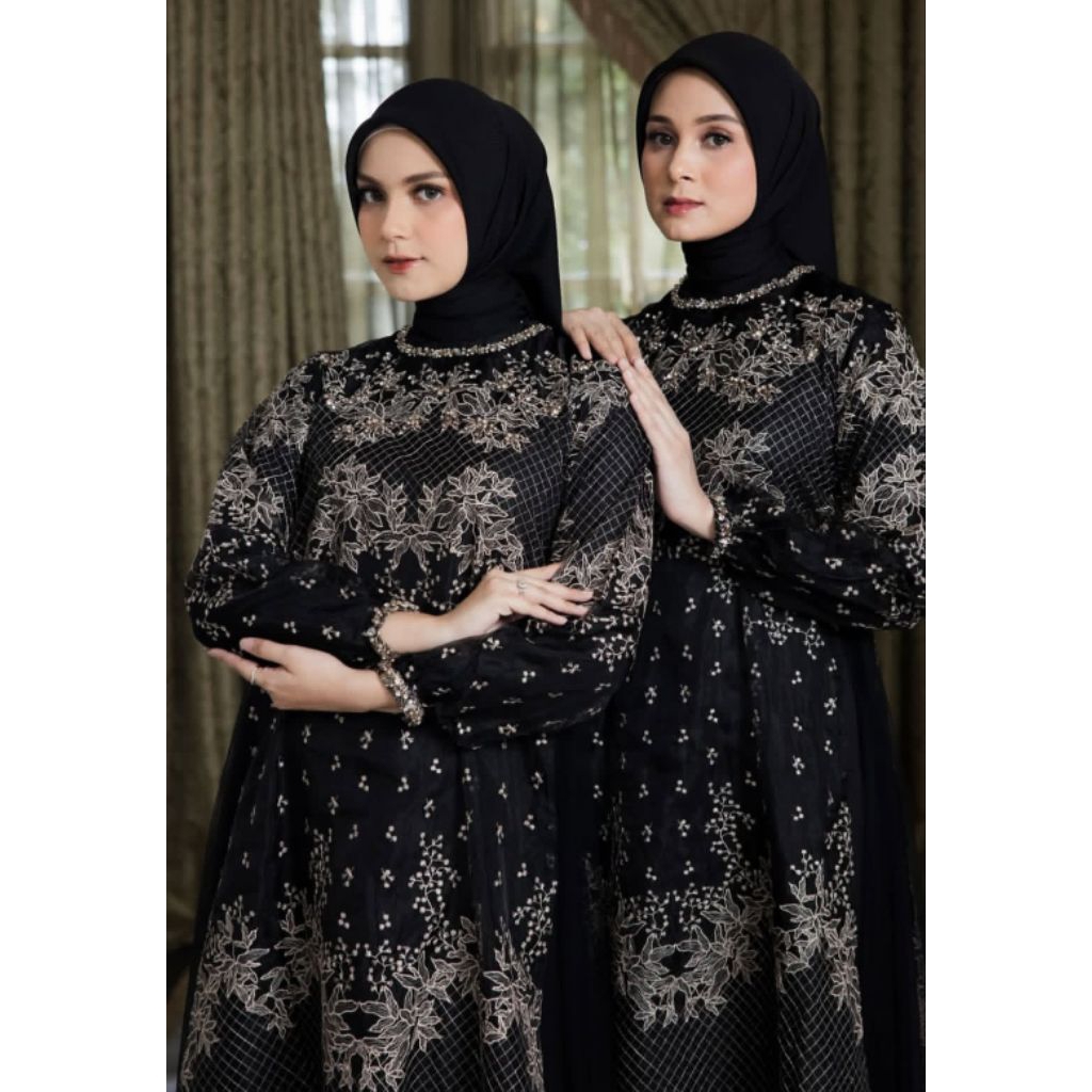 NEW_ Mecca luxury Dress Javina x kaleela_Black_M