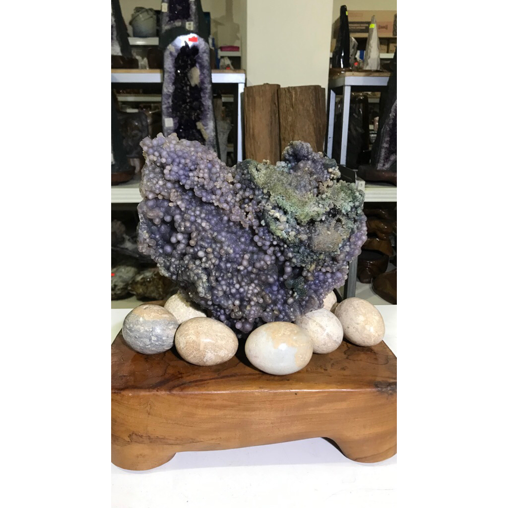 Batu pajangan Dekor Bentuk Ayam Bertelur