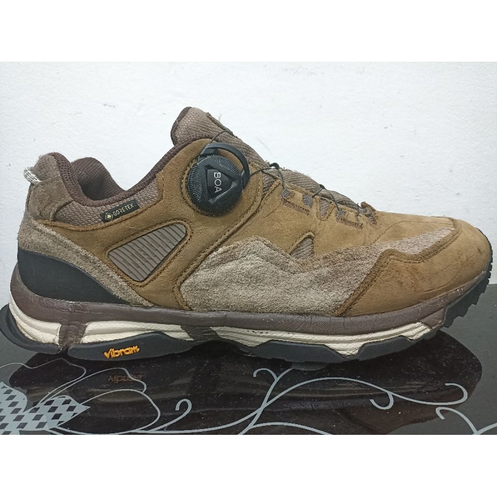 Sepatu Second Ori - Outdoor Nepa BOA Size 43