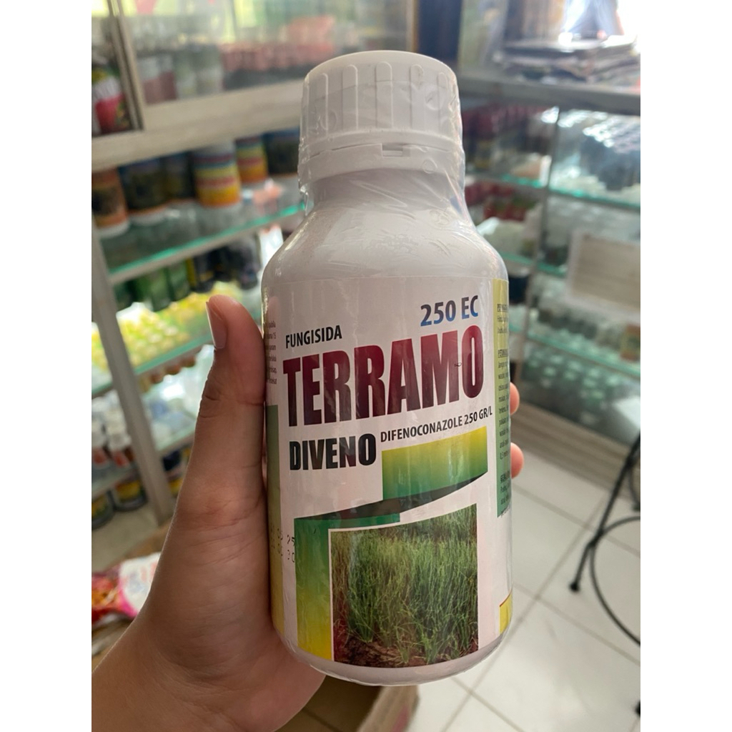 fungisida TERRAMO bahan aktif Difenoconazole 250ec fungisida sistemik score explore padi cabai bawan