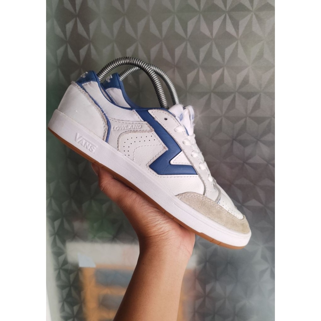 sepatu Vans size 40 second bekas preloved