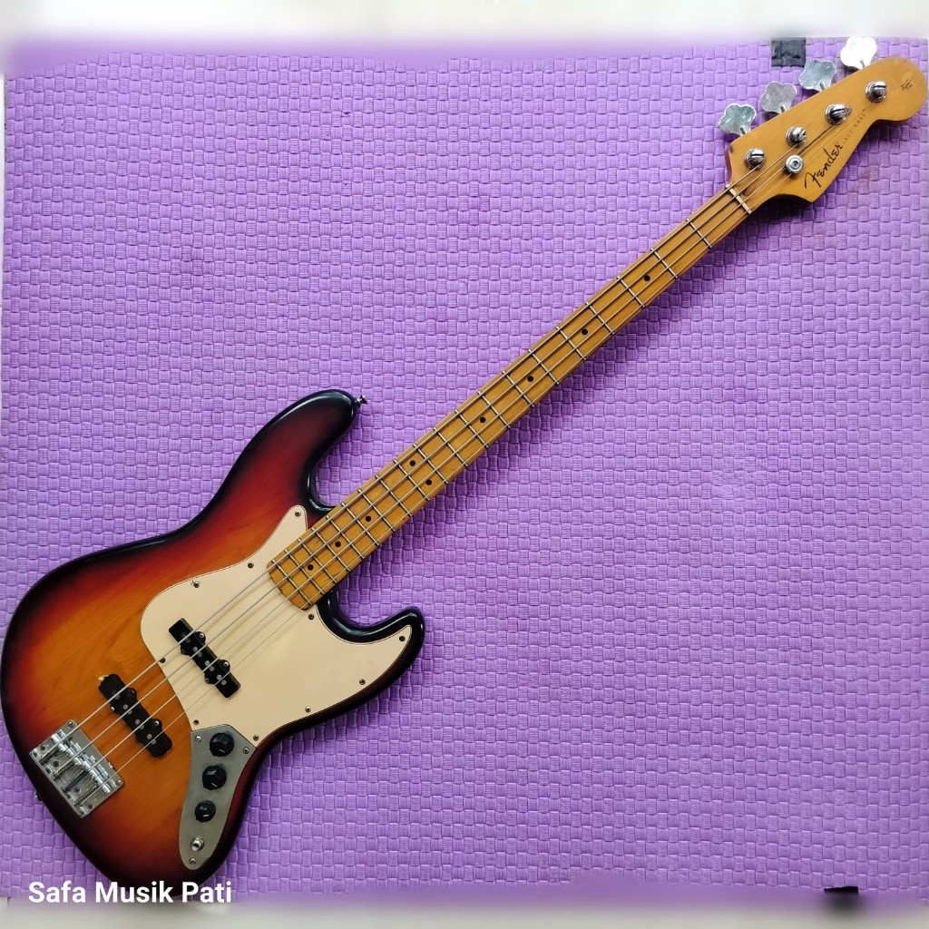 Fender Jazz Bass Custom High Quality/HQ, Gitar Bass Normal, No Minus, Ceper, Bekas Pemain Joss (Pack