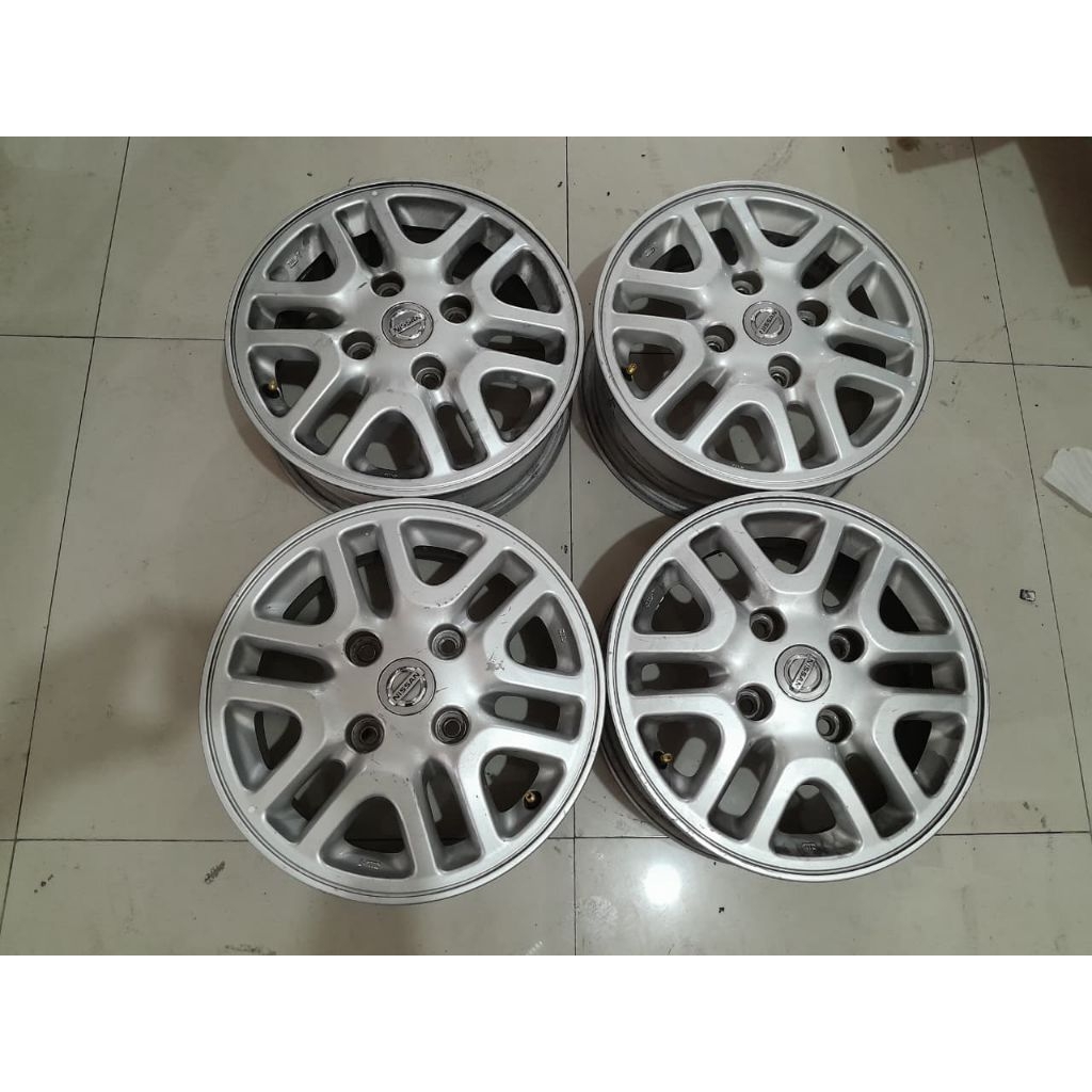 original evalia R14x4 pcd 4x114 et.45 silver