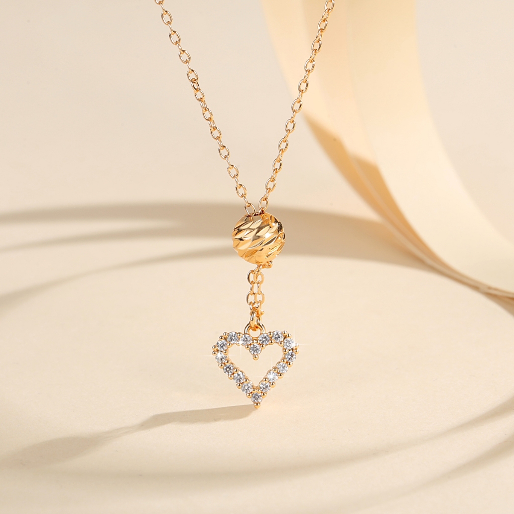 Lanme Jewelry Kalung Liontin Berlian Panjang Bentuk Hati Titanium Rantai Klavikula untuk Wanita Akse