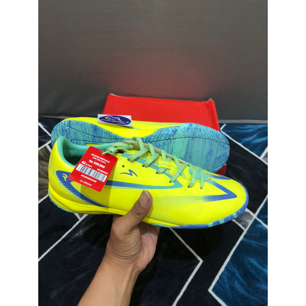 SEPATU FUTSAL SPECS GALAXTICA MORPH NV SIZE 43 SECOND